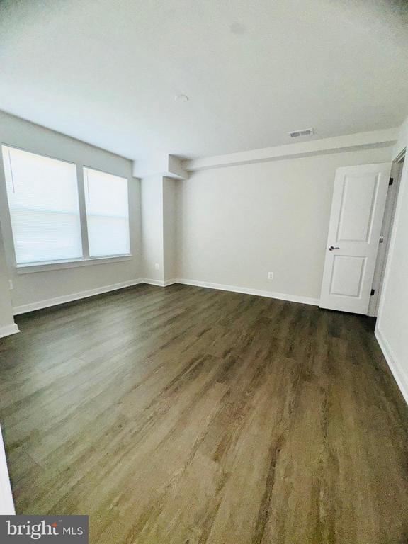 Foto del edificio - 1165 Herndon Pkwy