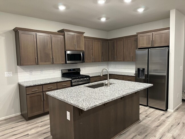 Building Photo - Newly-Built 3 Bed, 2 Bath Home in McMinnville
