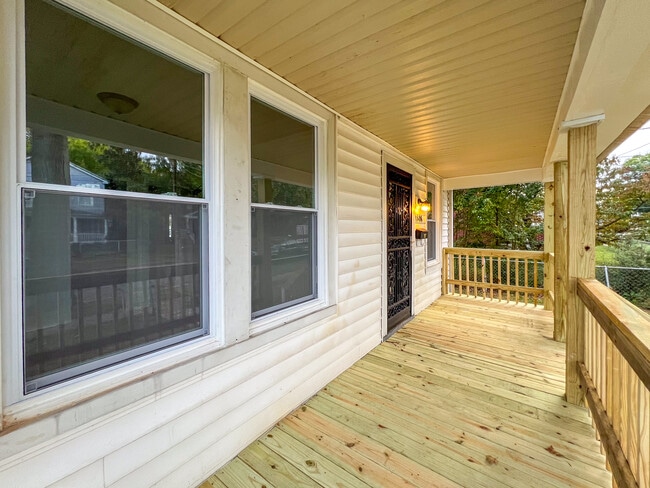 Photo - 1808 Fairfax Ave House