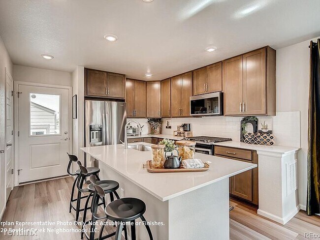 Building Photo - 1122 Hummingbird Cir