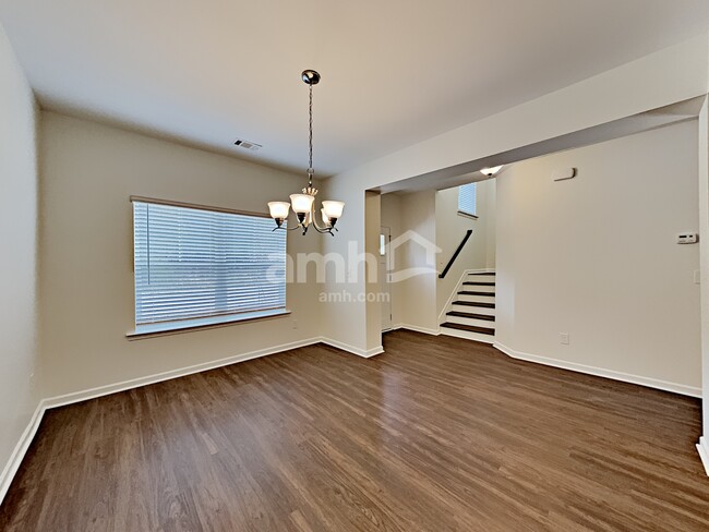 Building Photo - 227 Ivy Brook Dr