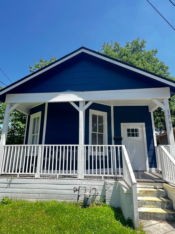 Foto del edificio - 1717 Bynum Ave