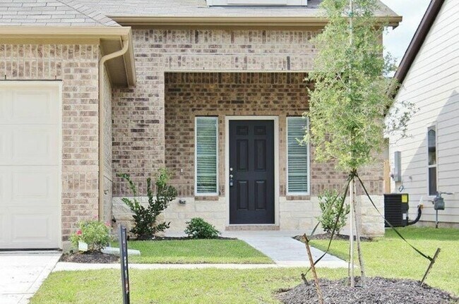 Foto del edificio - 12315 Roy Mix Bohn Lane