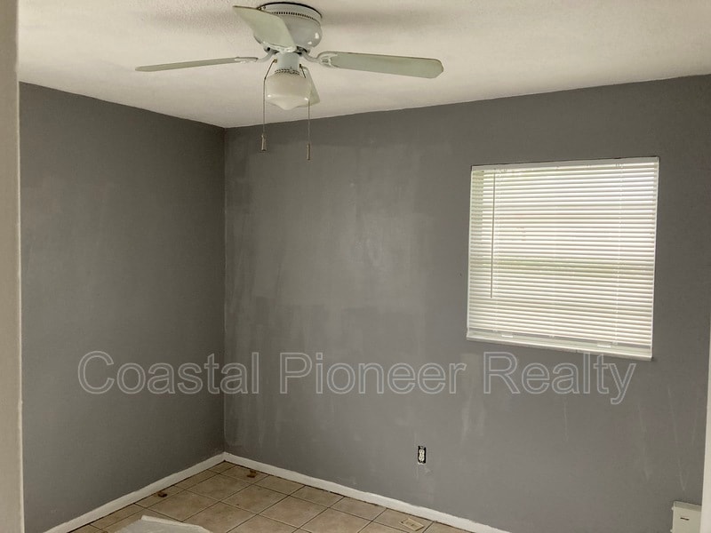 Building Photo - 958 San Christopher Dr