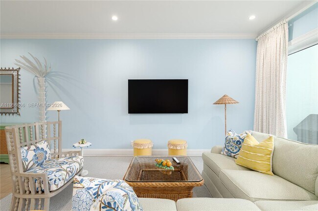 Building Photo - 11261 SE Blair Ln