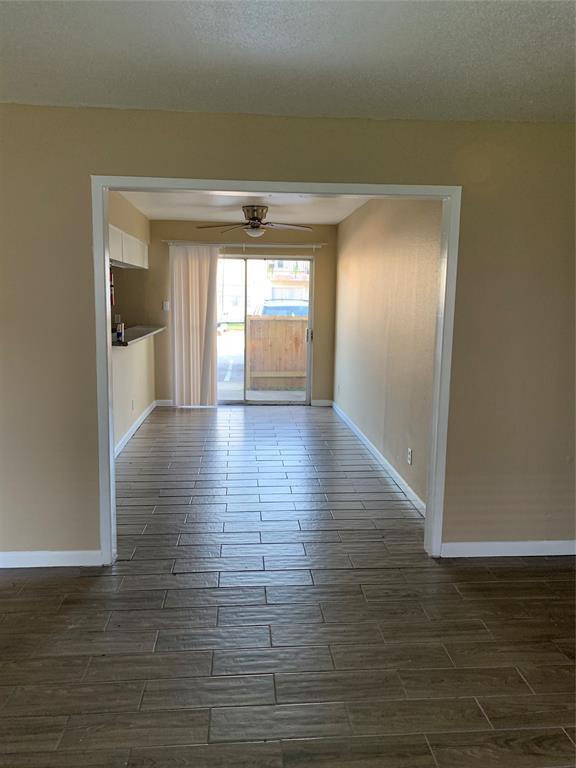 Foto del edificio - 6200 W Tidwell Rd