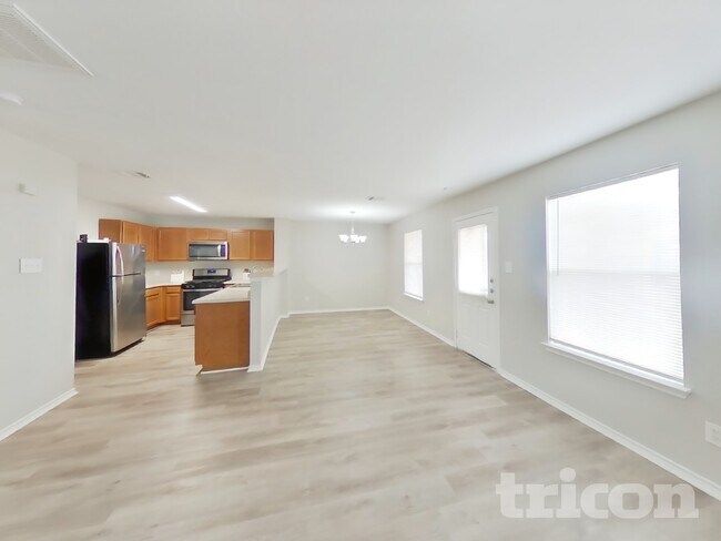 Foto del edificio - 2910 Candleside Dr