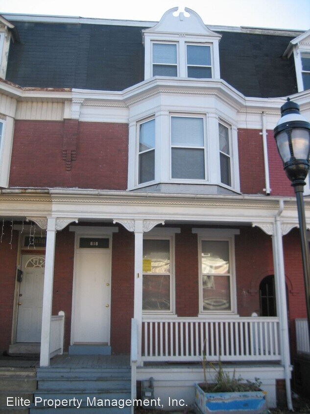 Primary Photo - 5 br, 1 bath House - 618 W. Princess St.