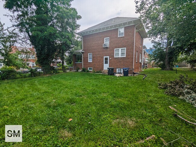 Photo - 23 Milmarson Pl NW House