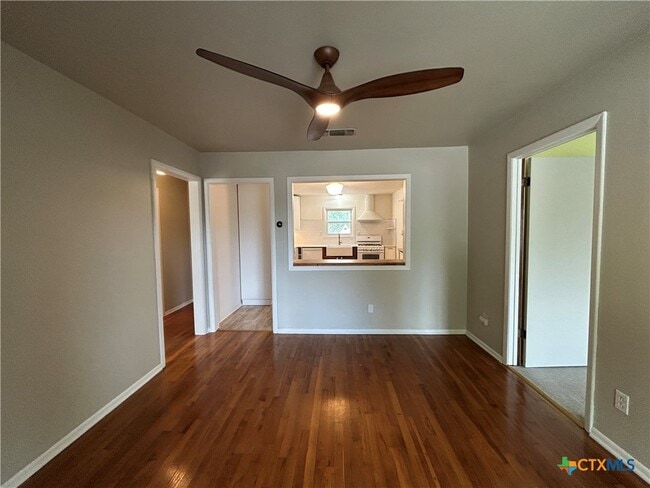 Foto del edificio - 737 N Central Ave