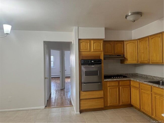 Foto del edificio - 1268 Metcalf Ave