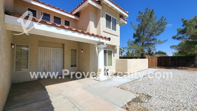 Building Photo - 12490 Iroquois Rd