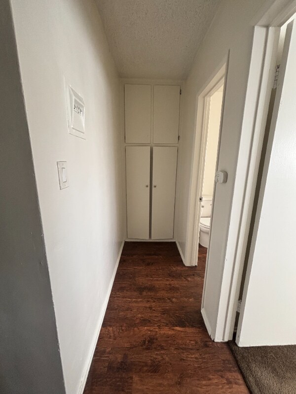 Foto del edificio - 950 S Gilbuck Dr