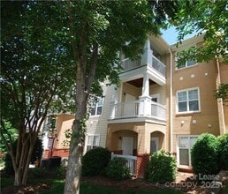 Building Photo - 16246 Redstone Mountain Ln
