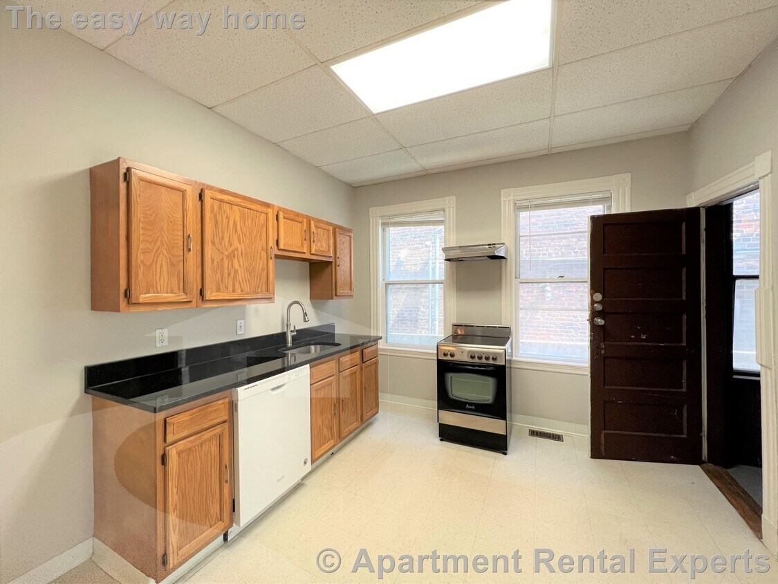 Foto principal - 12 Pleasant St
