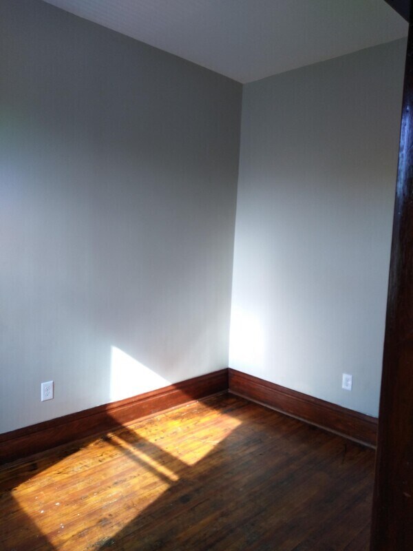 Foto del edificio - 602 W 3rd St