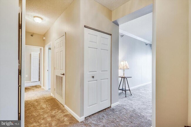 Building Photo - 2900 N Leisure World Blvd