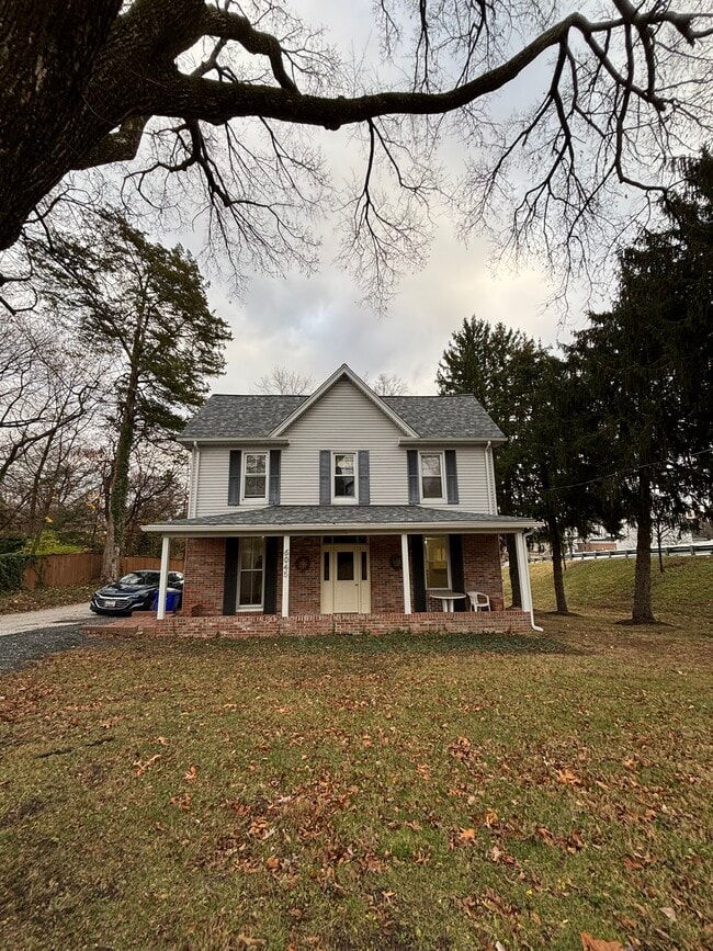Front view - 6045 Old Washington Rd House