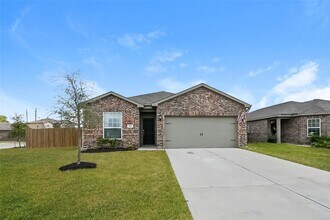 Building Photo - 116 Thorton Vine Dr
