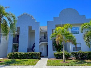 Building Photo - 721 SW 113th Way