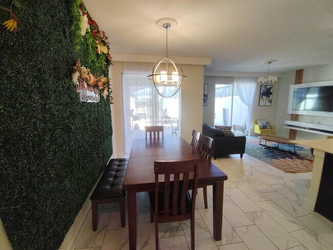 Foto del edificio - 8953 Stinger Dr