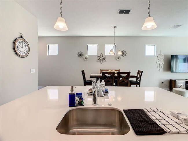 Building Photo - 208 Villa Domani Ct
