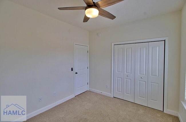 Building Photo - 805 Meloney Dr