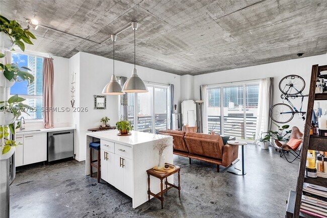 Foto del edificio - 133 NE 2nd St