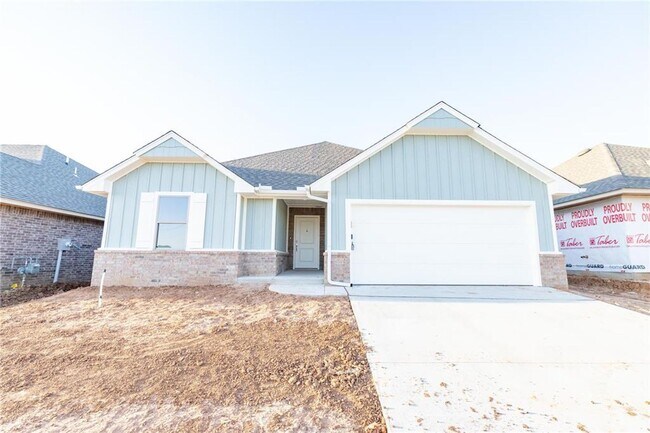 Building Photo - Luxury BRAND NEW 3 Bedroom 2 Bathroom Home...