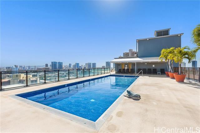 Foto del edificio - 1415 Victoria St