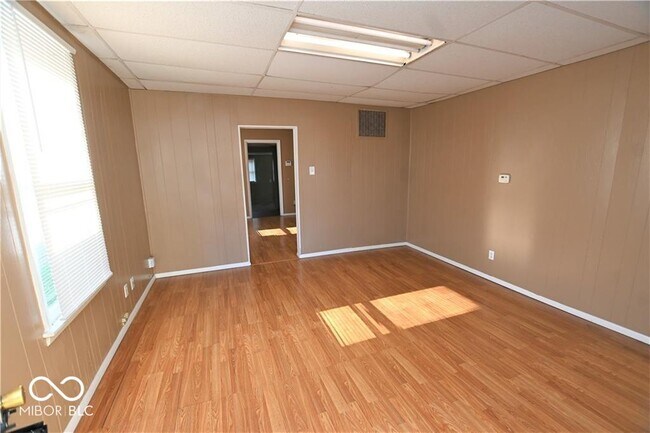 Building Photo - 2044 Olive St