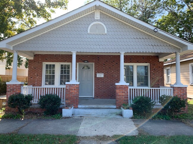 Building Photo - 3BR 2 BA single family in Wilmington