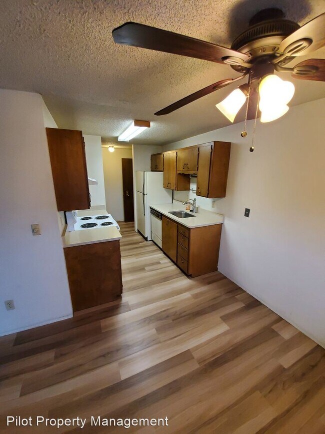 Foto del edificio - 2116 N 112th St