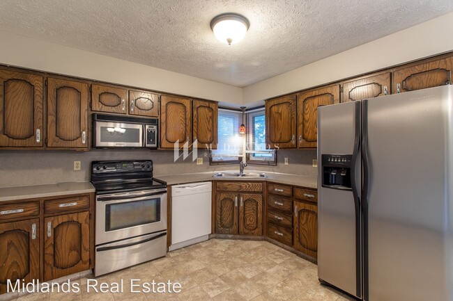 Building Photo - 3 br, 2.5 bath House - 2112 Lucille Drive