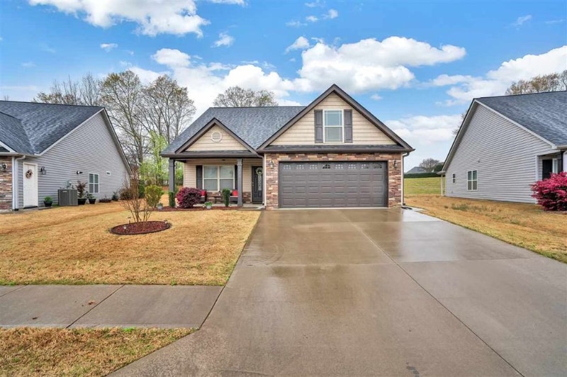 528 Semillon Ln, Moore, SC 29369 House Rental in Moore, SC
