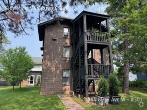 Building Photo - 954 89th Ave W
