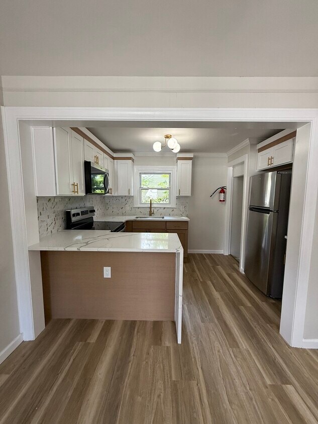 Foto principal - 1050 Alexander Dr
