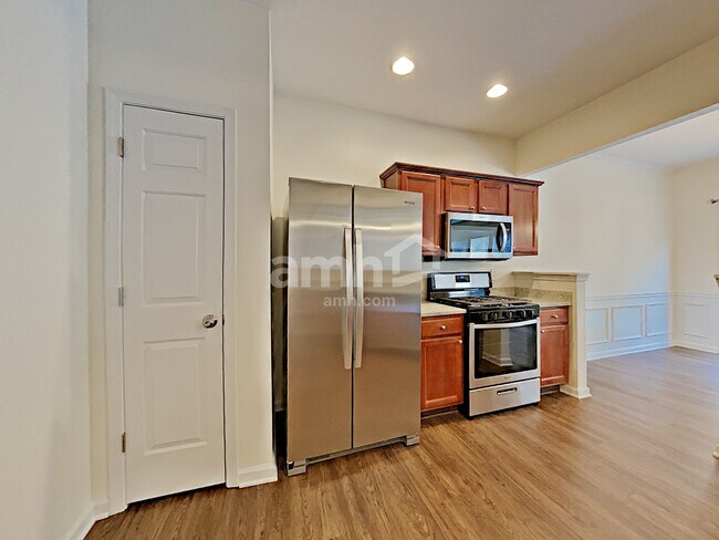 Foto del edificio - 2972 Briaroak Dr