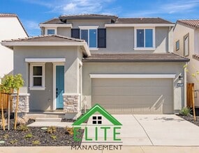 Building Photo - 5272 Senesta Cir