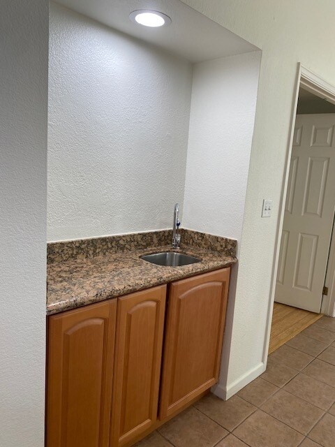 Foto del edificio - 5460 Azure Ct