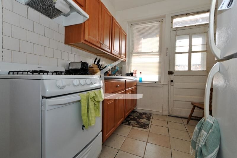 4 Price Rd Unit 2, Allston, MA 02134 Room for Rent in Allston, MA