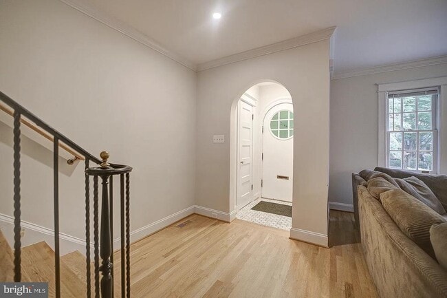 Foto del edificio - 4440 Q St NW
