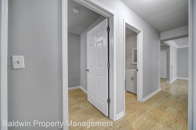 Building Photo - 3 br, 2 bath House - 112 Rotary Lane