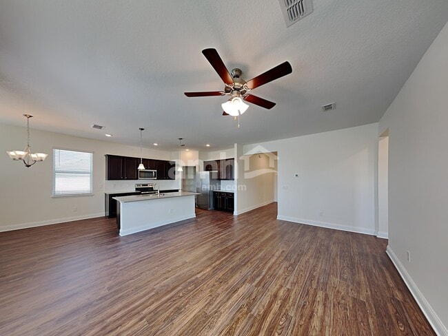 Foto del edificio - 1085 Summer Stone Lp