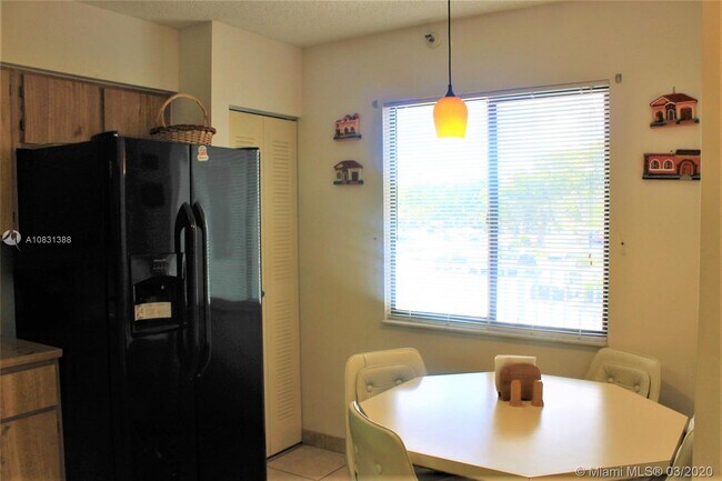 Building Photo - 2217 Cypress Island Dr