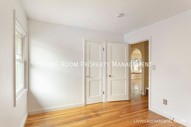 Foto del edificio - 3135 NE 86th Ave