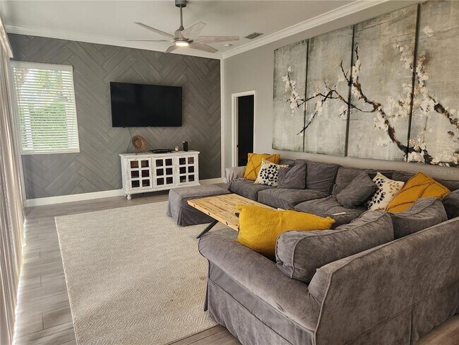 Foto del edificio - 5274 Far Oak Cir