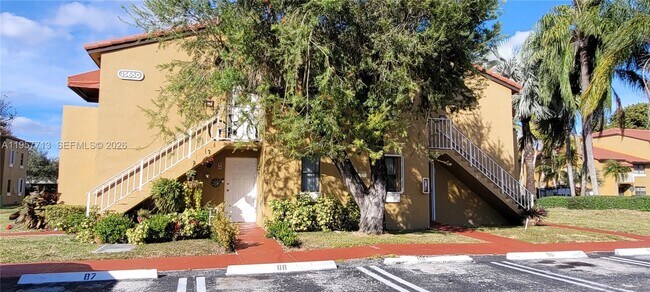 Building Photo - 15650 SW 80th St