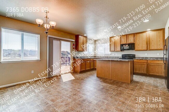 Building Photo - 7365 Dobbs Dr
