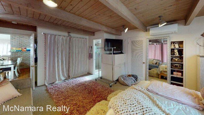 Foto del edificio - 4 br, 3 bath House - 133 Orange Drive